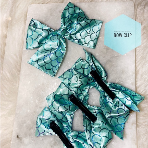 Mermaid Clip - Picture 2 of 3